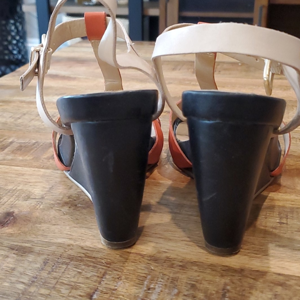 Shoes - Picture 4 of 8